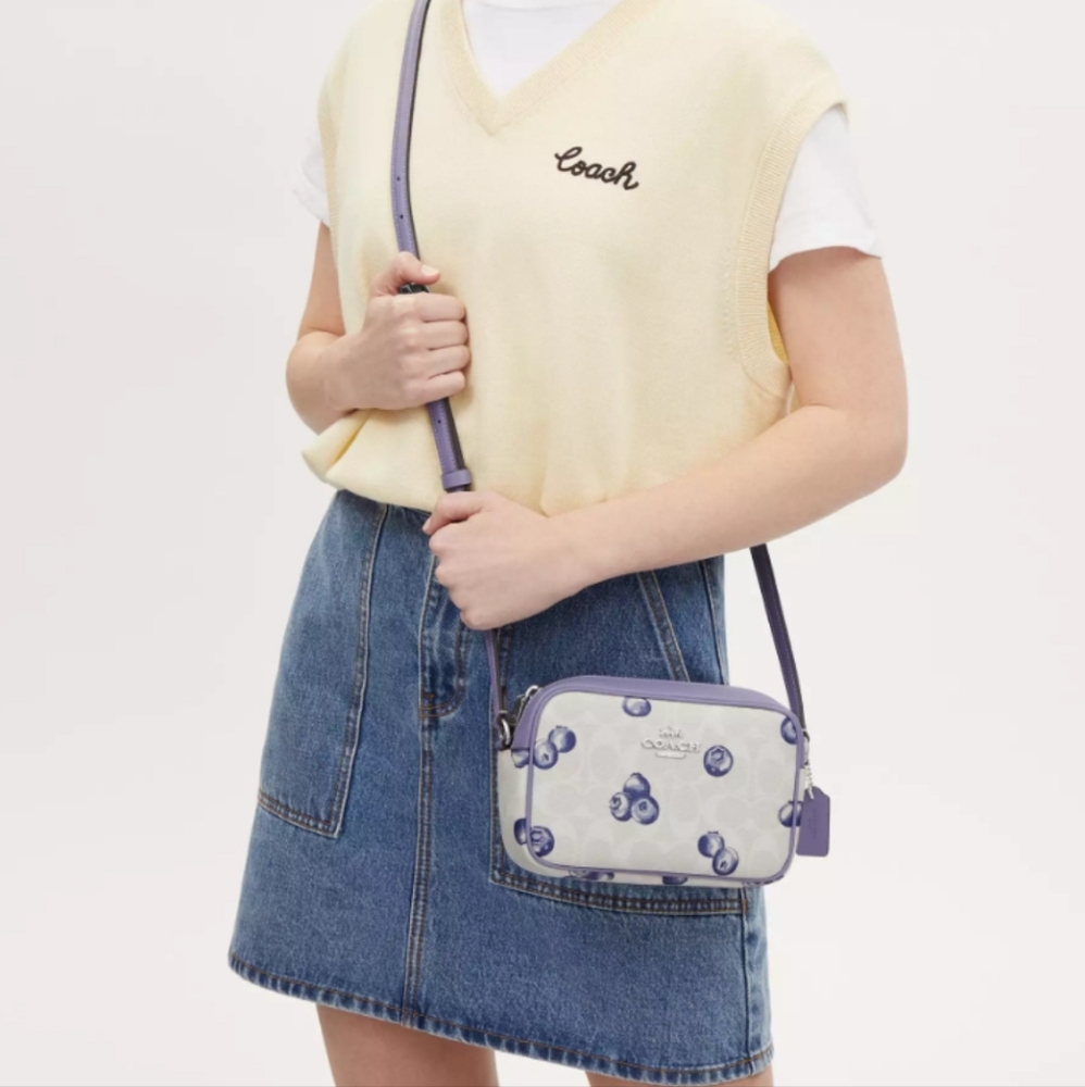 Mini Jamie Camera Bag In Signature Canvas With Blueberry Print - Picture 4 of 10